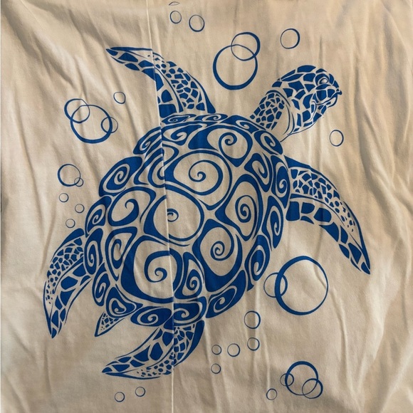 Women’s Royal Caribbean shirt - Picture 2 of 4